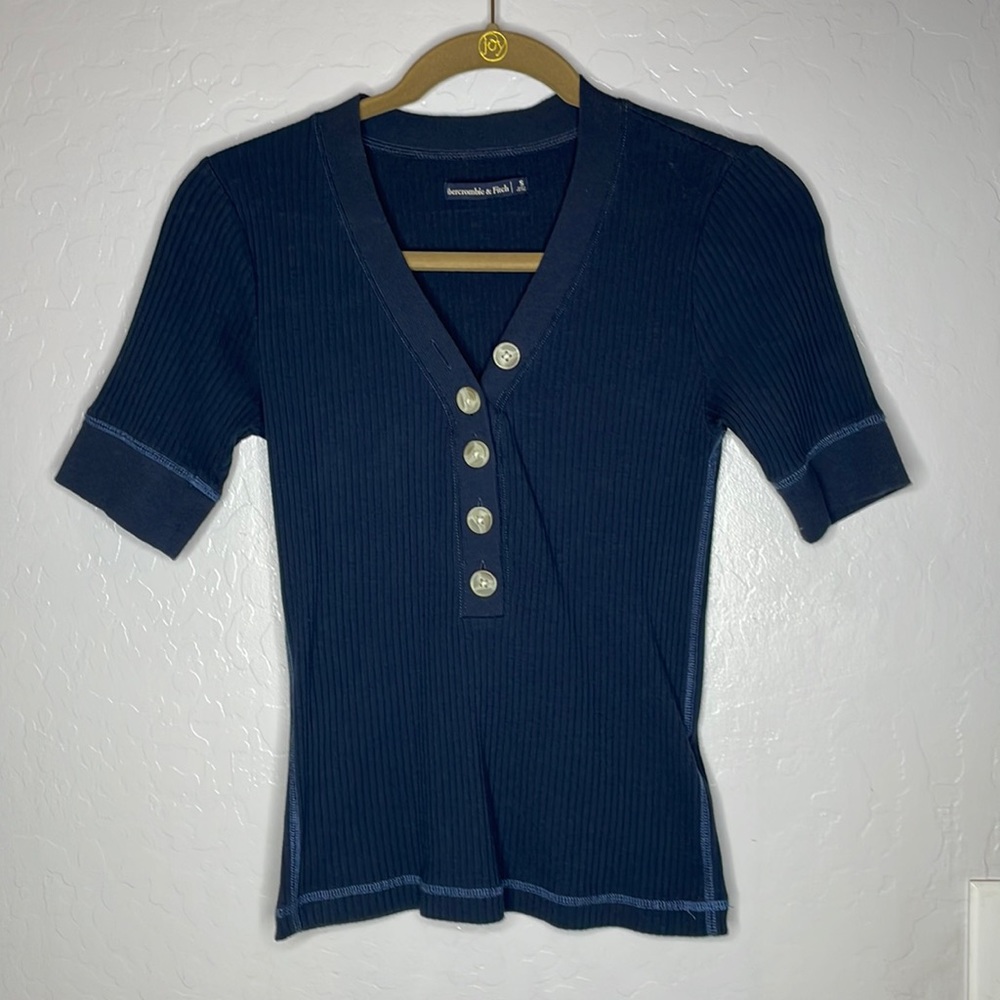 Abercrombie and Fitch button front top